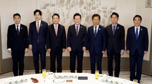李, 내일 여야 대표 만나 민생·국정 협력 방안 논의