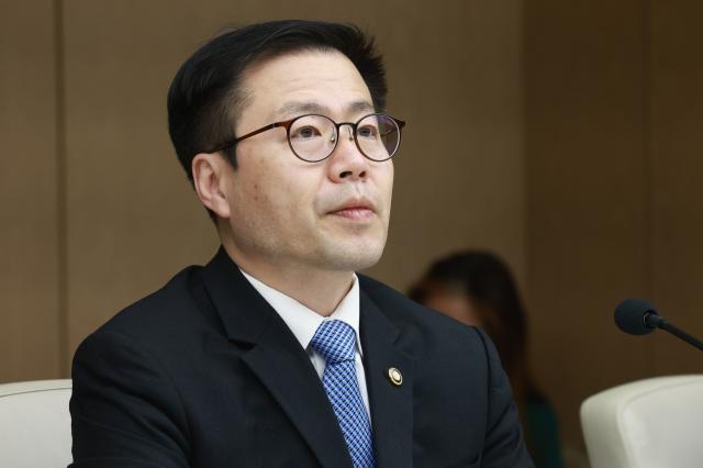 USTR 부대표 만난 통상본부장…車·디지털 비관세장벽 실마리 찾나 