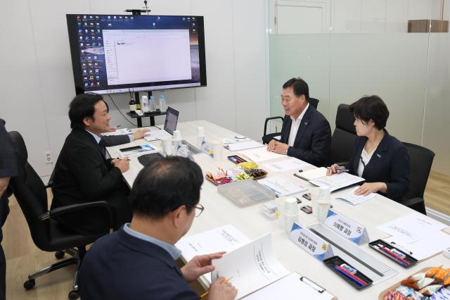 화합물반도체 회의사진무안군