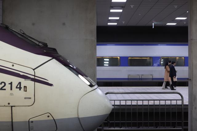 SRT 수서역에 도착한 KTX 사진연합뉴스