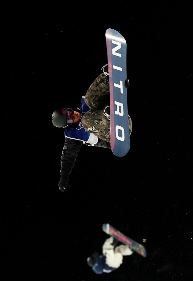 Milano Cortina 2026 Olympics - Snowboard - Mens Snowboard Halfpipe Qualification - Livigno Snow Park Livigno Italy - February 11 2026  Chaeun Lee of South Korea during practice REUTERSGonzalo Fuentes2026-02-12 063339 Courtesy of Yonhap News Agency