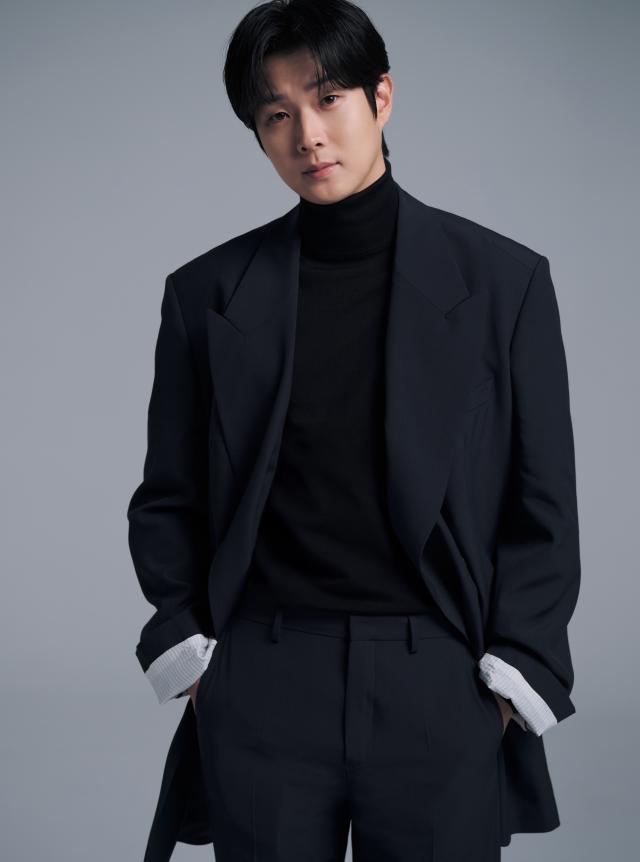 영화 넘버원 주연 배우 최우식 사진주바이포엠스튜디오