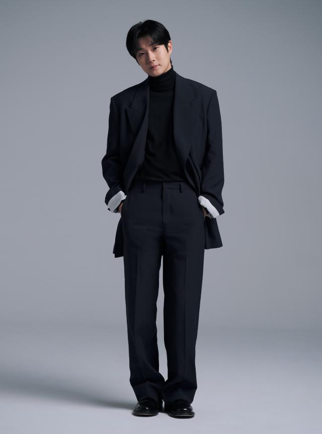 영화 넘버원 주연 배우 최우식 사진주바이포엠스튜디오