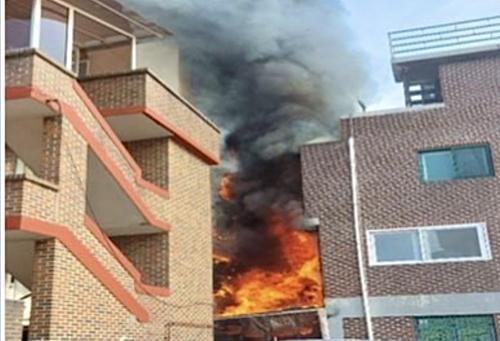 성남 수정구 다세대주택서 화재…1시간 30여분 만에 완진