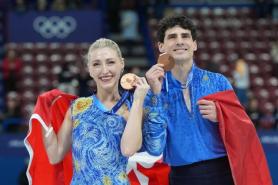 Canada’s Piper Gilles, Paul Poirier win Olympic ice dance bronze after cancer battle