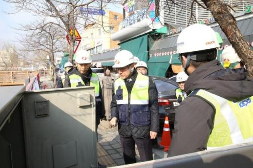 설 연휴 앞두고 닷새 만에 상승한 환율 1440원대 중반