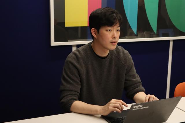 김현수 슈퍼브에이아이 대표는 최근 서울 강남구 회사 사무실에서 아주경제 기자와 만나 인터뷰를 진행하고 있다 사진슈퍼브에이아이