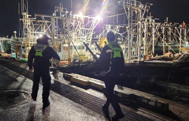 목포해양경찰서서장 채수준가 설 연휴 기간 해양사고 예방을 위해 14일부터 18일까지 5일간 관내 8개 시·군 지역에 연안 안전사고 위험예보제 ‘주의보’ 단계를 발령했다사진목포해경