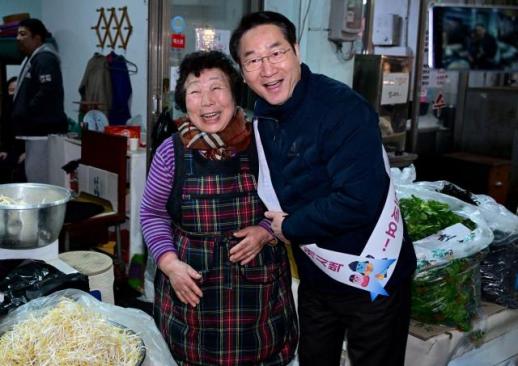 유정복 인천시장 설 민생현장서 답 찾는다...검단·시장·아동센터 잇단 점검