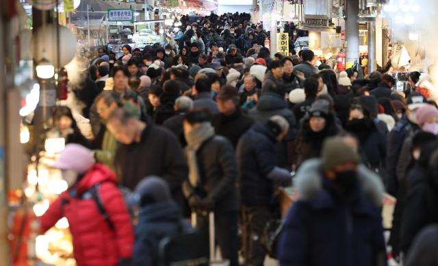 韩国个体经营收入两极分化加剧 上下20%差距首次突破100倍