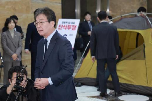 유승민 국힘, 정상적 정당 모습 아냐…경기지사 출마 거듭 일축