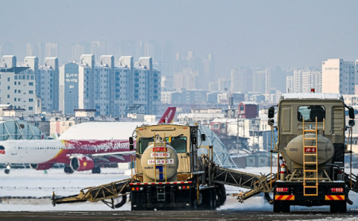 기혼 부하에 연애 감정 표현한 공군 장교…감봉 징계 정당