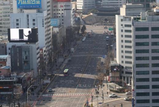 春节假期首尔南大门成为空城