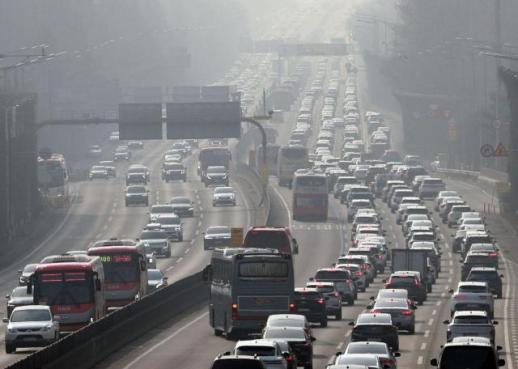 Expressways see heavy traffic ahead of Lunar New Year holiday