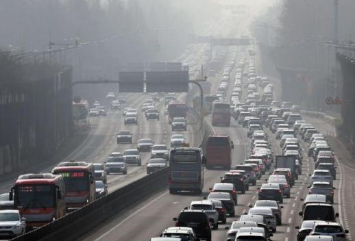 韩国春运启动 全国高速公路车流量激增