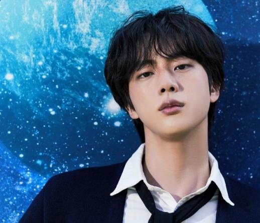 BTS Gwanghwamun D-33] Hồ sơ nhân vật ②: Jin – Anh cả với giọng ca lay động lòng người