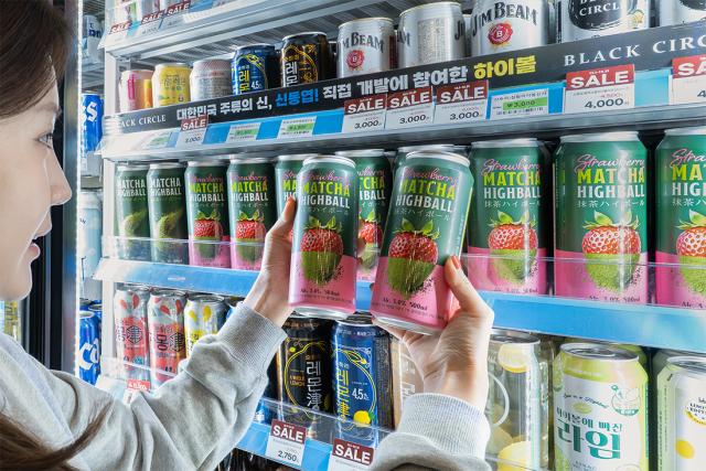 韩国嗨棒崛起叠加税制优势 烧酒低度战略承压