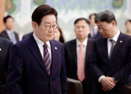 李 다주택 특혜 방치·투기 부추기는 정치인들이 사회악