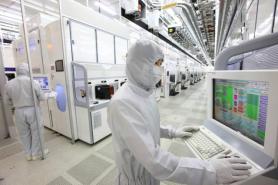 Big tech giants ramp up hiring of Korean semiconductor engineers as AI chip race intensifies