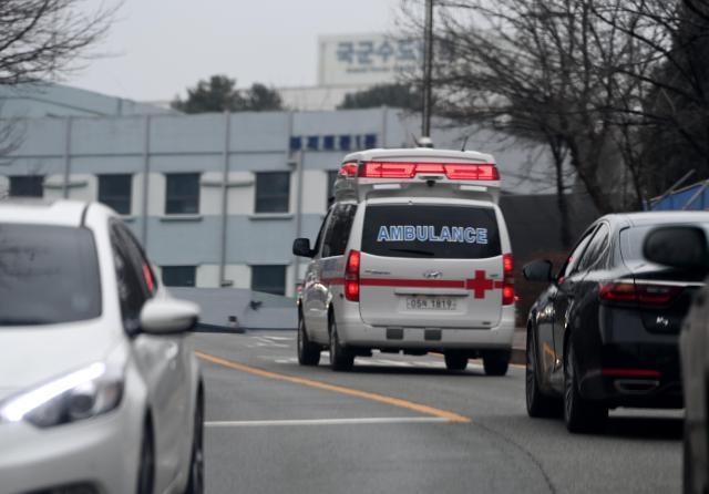 경기 성남시 분당구 국군수도병원으로 응급차량이 진입하고 있다 사진연합뉴스