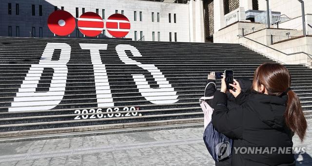 BTS完整体回归在即 二手平台周边交易量激增