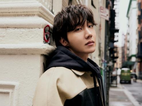[BTS Gwanghwamun D-31] Hồ sơ nhân vật ④: BTS J-Hope…Từ đội trưởng vũ đạo đến nghệ sĩ solo định hình bản sắc riêng