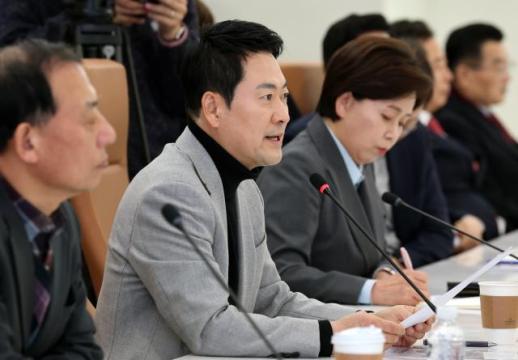 장동혁 李, 관세 해결책 없어 부동산으로 관심 돌리는 것 아닌가