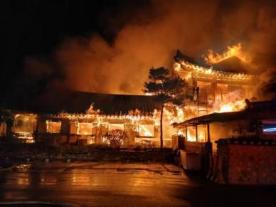 익산 금마면 음식점서 화재…"인명 피해 없어"