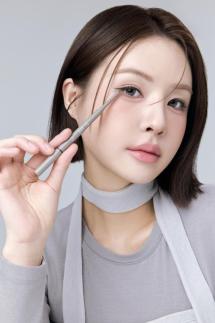 노베브 슬림 엣지 듀얼 아이라이너, 올리브영서 인기…인생 아이템
