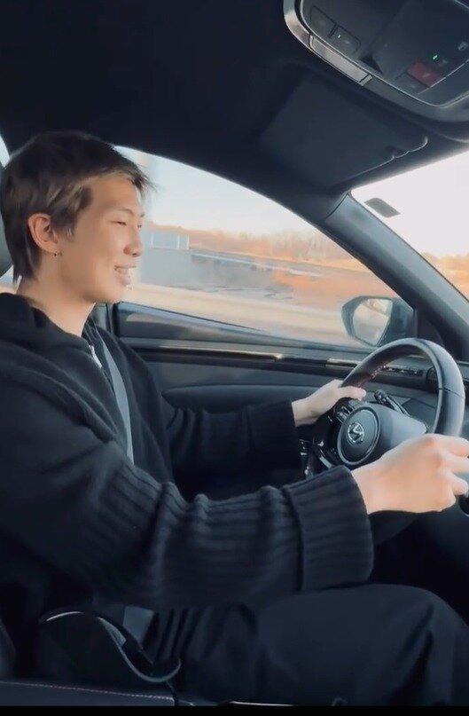 [BTS光化門D-30] BTSのRM、ドライブショットを公開…緊張した様子で運転する姿が話題