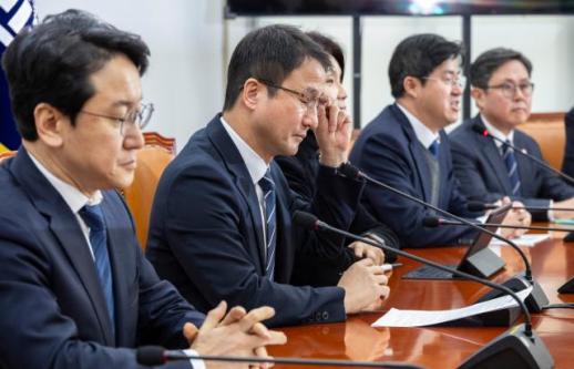 與 비상계엄은 명백한 내란…尹에 반드시 법정 최고형 선고돼야