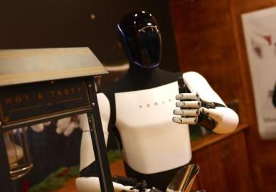 马斯克公开招募韩国半导体人才 全球科技巨头加剧AI芯片人才竞争