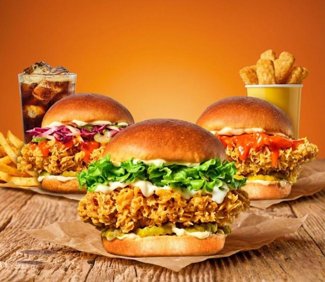 bhc ‘코울슬로·클래식·콰삭 치킨 버거’ 3종 이미지 사진bhc