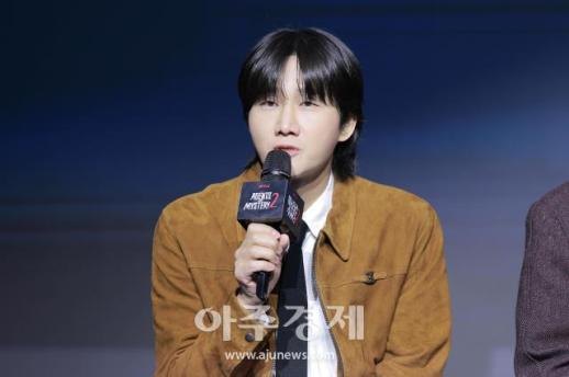 [포토] 인사말 하는 ​​​​​​​이용진 (미수단2 제작발표회)