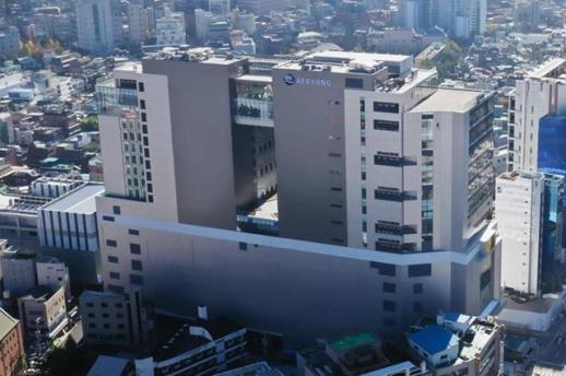 태광산업, 애경산업 인수가 225억원 하향조정…2080 리콜 여파