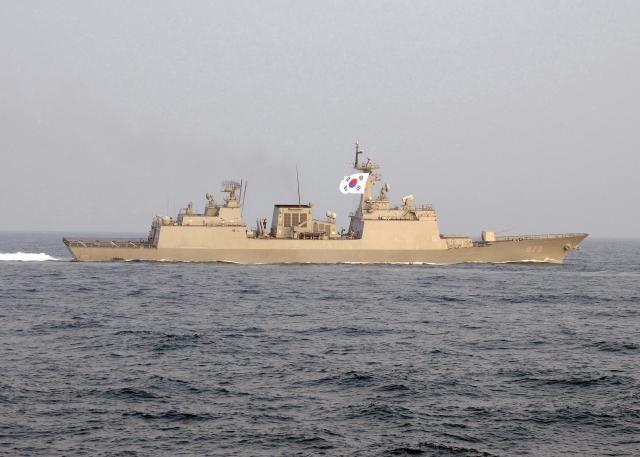 ROKS Gang Gam-chan DDH-II a 4400-ton Republic of Korea Navy destroyer sails in Indo-Pacific waters during IFR 2026 Courtesy of the Ministry of Defence Government of India