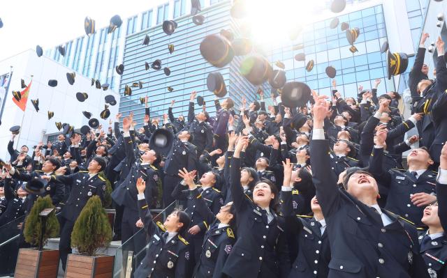 New firefighters in Incheon ready to serve communities