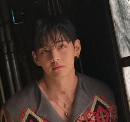 BTS 뷔, 민희진과 나눈 카톡 증거 채택에 유감 표명…동의 없었는데 매우 당황