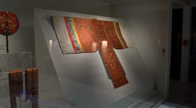 A Joseon-era hwarot shown in a K-Heritage Channel YouTube video on RM’s conservation support.