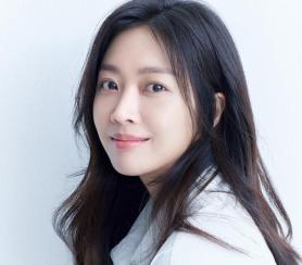 Actress Jo Bo-ah Gives Birth to a Son, Agency Says
