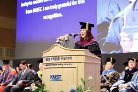 KAIST confers honorary doctorate on Formosa Group Chair Sandy Wang