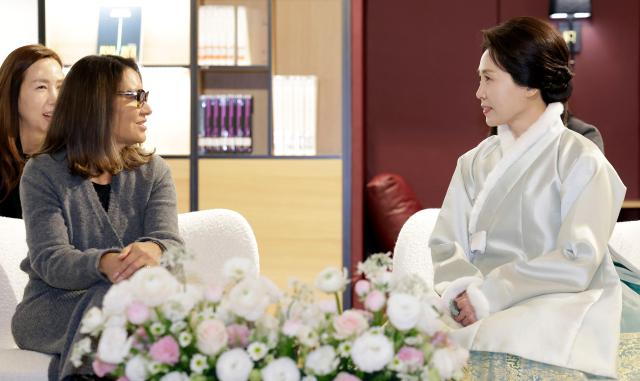 김혜경 여사 브라질 영부인과 차담 사진연합뉴스