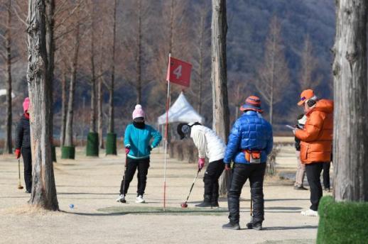 우승 1,000만원 걸린 시즌 개막전…전국 파크골프 화천서 격돌