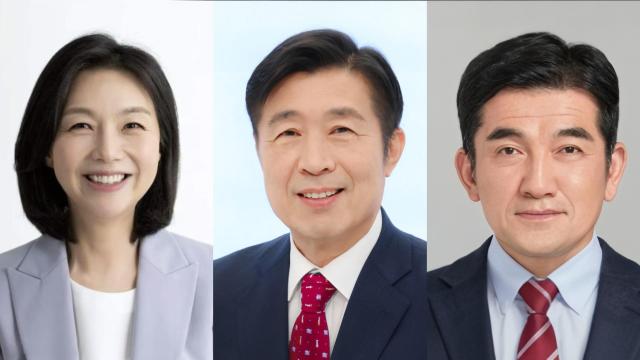 왼쪽부터 최호정 서울시의회 의장 전성수 서초구청장 황인식 사랑의열매 사무총장 사진서울시의회 서초구 사랑의열매