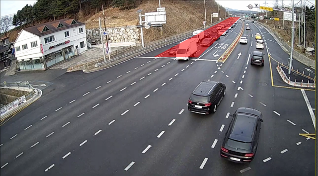 강릉시 아산병원사거리 실시간 신호운영으로 교통혼잡 획기적 개선 적용 전 차량 대기열 사진강릉시