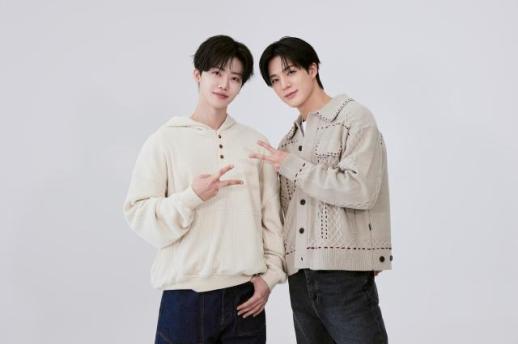 Jeno and Jaemin are the new duo unit from NCT with mini album BOTH SIDES