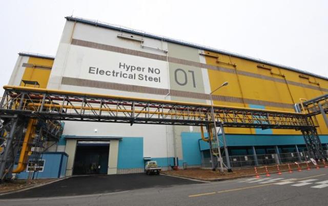 악전고투 포스코, 고부가 전기강판으로 활로 모색