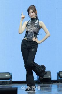 아이브 이서 올해부터 멤버 전원 성인…하루하루 꿈 같아