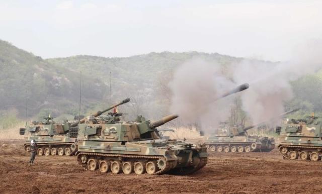 육군 K9A1 자주포 사진육군
