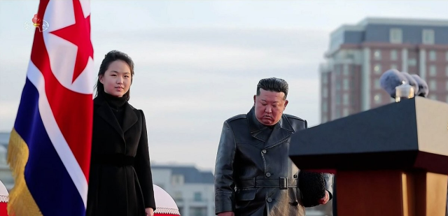 14살이 미사일 총국장?... 김정은 딸, 실제 이름은 OO 첩보 입수